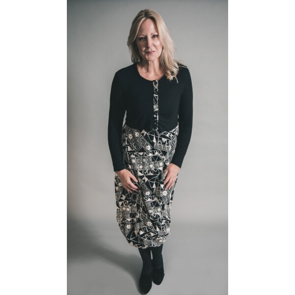 Out of Xile Cropped Embroidered Cardigan 36AW19 with the bubble hem dress 33AW19 available on colmershill.com