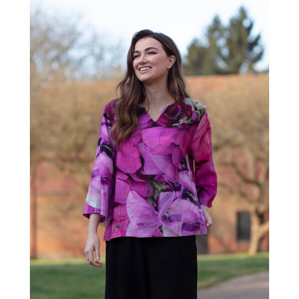 From My Mother's Garden Sweet Pea Box Top is a lightweight summer top in beautiful pinks and mauves. Available on colmershill.com