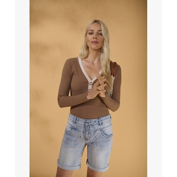 Red Button Jog Shorts Stone Used Denim available from top UK stockist colmershill.com