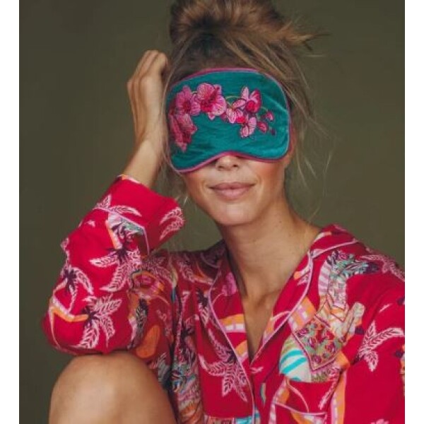 Luxury Lavender Velvet Eye Mask Spring Orchid available from top UK Stockist colmershill.com