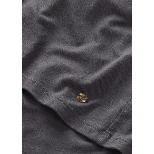 Sandwich Basic Top Almost Black available from top UK stockist colmershill.com