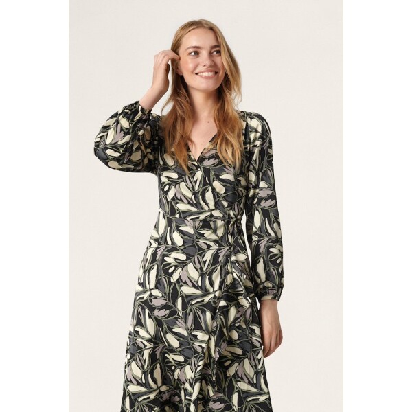 Soaked in Luxury Karven Dress Black Leaf available from top UK stockist colmershill.com