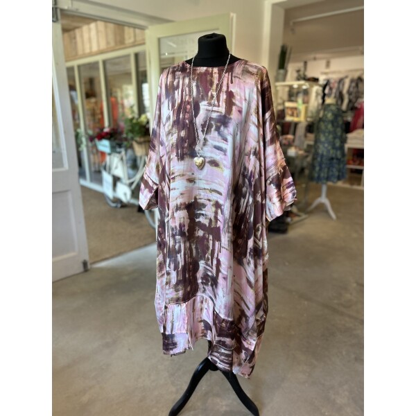 Thanny Oversized Dress Mix Rose available from top UK stockist colmershill.com