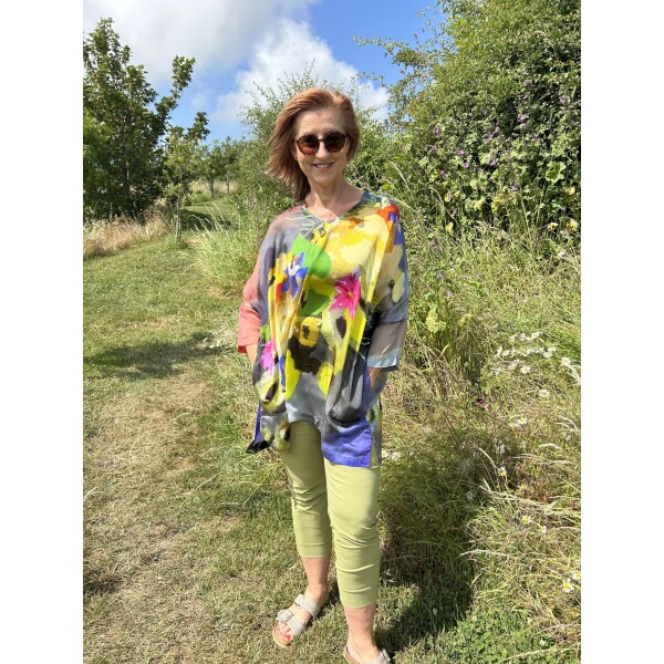 Yavi Bold Floral Tunic available from top UK stockist colmershill.com