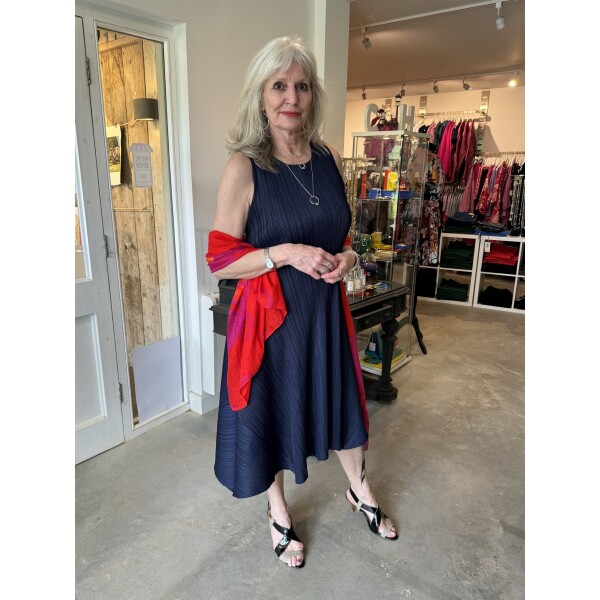 Thanny Sleeveless Midi Dress Navy in Plisse fabric SKY17-14