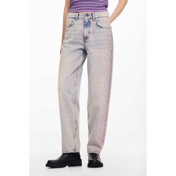 Desigual Cara Jeans in a light denim stone wash with subtle pink diamanté embellishment down the sides