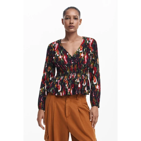 Desigual Kanazawa Blouse is cropped with a button up front and gathering around the waist. It has an arty floral print in beautiful autumnal colours 24WWBW09_2000