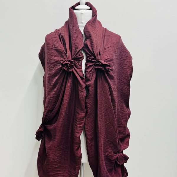 Out of Xile Burgundy Stole made of a linen mix