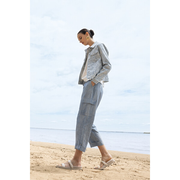 Refresh your wardrobe with this beautifully styled Alison Sheri denim jacket and linen capri trousers designed in a soft pale blue with a distinctive all-over oval print. Inspired by the timeless appeal of a classic short denim jacket,