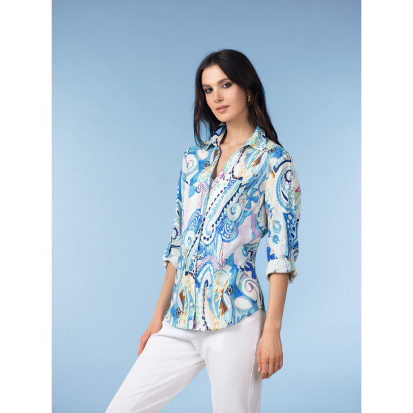 Alison Sheri Out of the Blue Printed Shirt – A47152 is a fresh, lightweight wardrobe staple that blends relaxed elegance with everyday versatility.