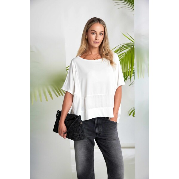 Naya square shape top cream with contrast fabric band detail worn with light trousers – Naya Clothing NAS26169