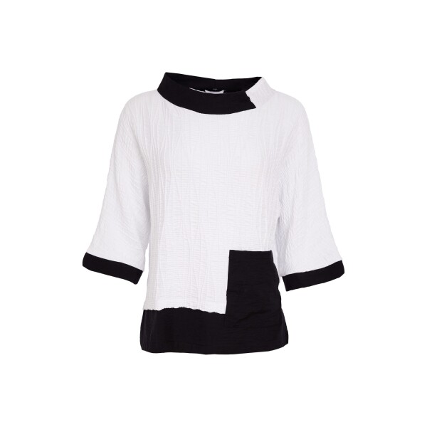 The Naya Embossed Jacquard Top delivers contemporary structure with refined detailing, offering a fresh interpretation of the summer funnel neck silhouette.