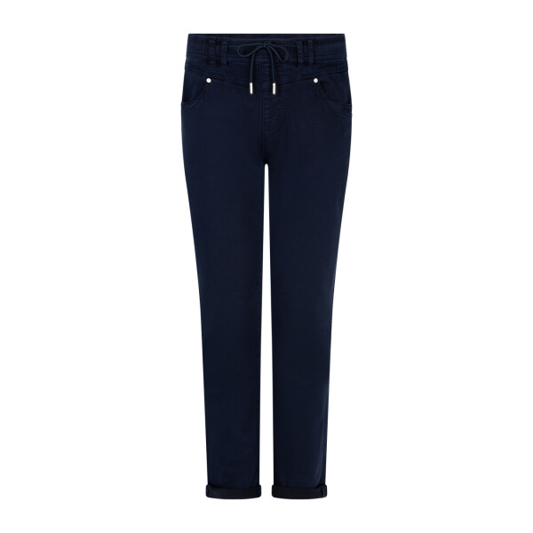 A timeless favourite, the Red Button Tessy Joggers are now available in a classic dark blue, offering a versatile and easy-to-style option for everyday wear.